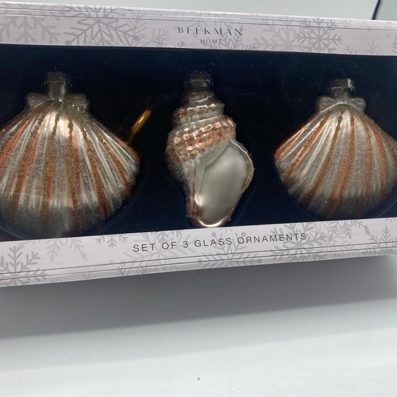 Beekman Home Glass SeaShells Ornaments Box Of 3. Glitter Shimmery - Picture 1 of 4